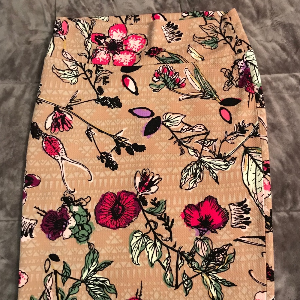 Pencil skirt